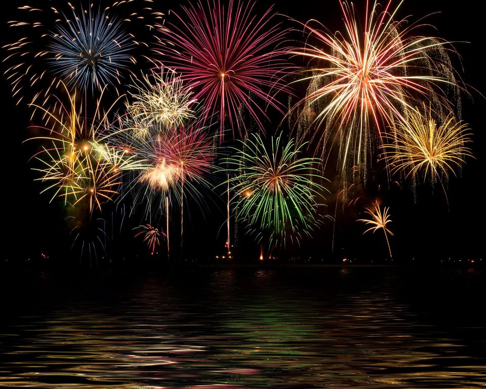 Fireworks and Live Music at the SandBar & Grill » GO Chippewa County