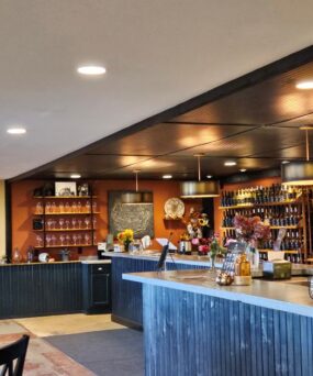 Dixon's Autumn Harvest Winery