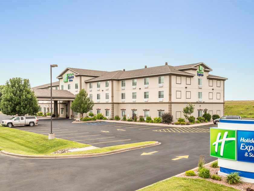 Chippewa Falls Holiday Inn Express & Suites