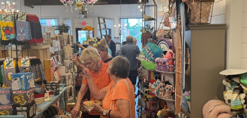 Shopping for the Holidays in Chippewa County