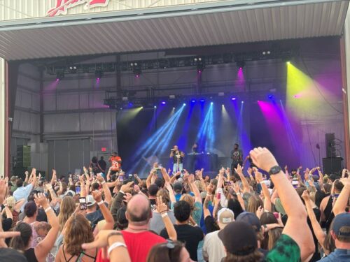 crowd enjoying show at the Leinenkugel's Main State at the Northern WI State Fair