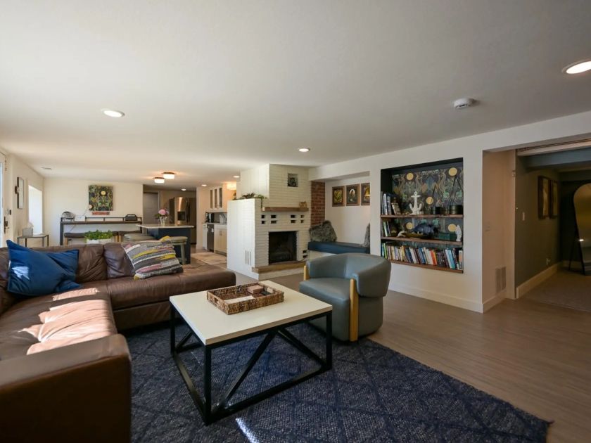 mermaid-bay-full-room